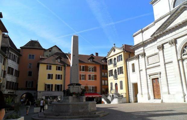 Apartamento Le Cocon De Notre Dame Annecy Exterior foto